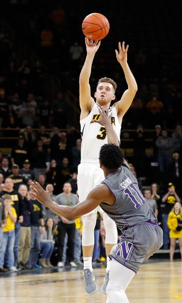 Bohannon nets winner, lifts No. 20 Iowa past Northwestern